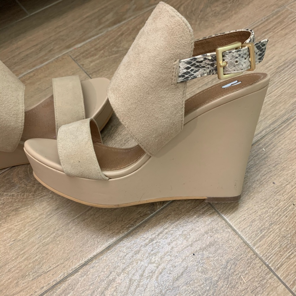 Nordstrom’s BP Lena Wedge Sandal. Size 7